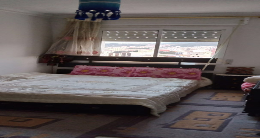 Spacious apartment for sale in the center of Gzenaya