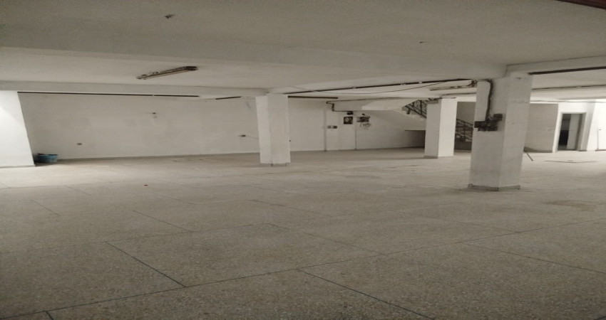 Entrepôt / local d’activité avec mezzanine – Zone industrielle Gzenaya